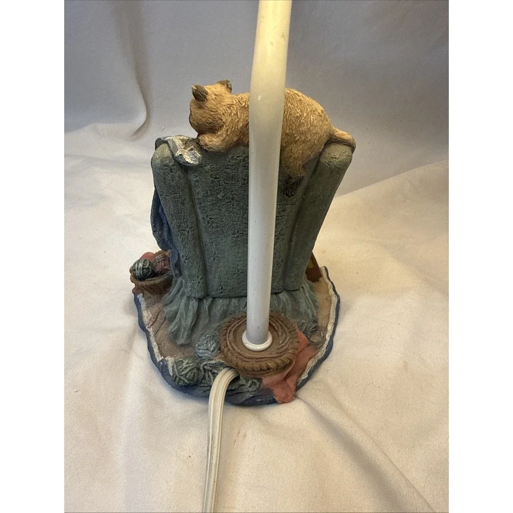 Vintage Cat Lady Table Lamp Chair Cats Kittens Yarn Comfy Chair Resin Grannycore